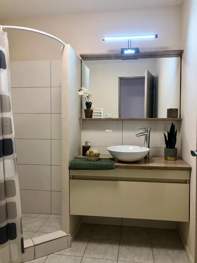 Alenso Guesthouse Hévíz Eksteriør billede